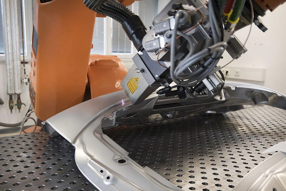 Automated Laser Cleaning Automotive